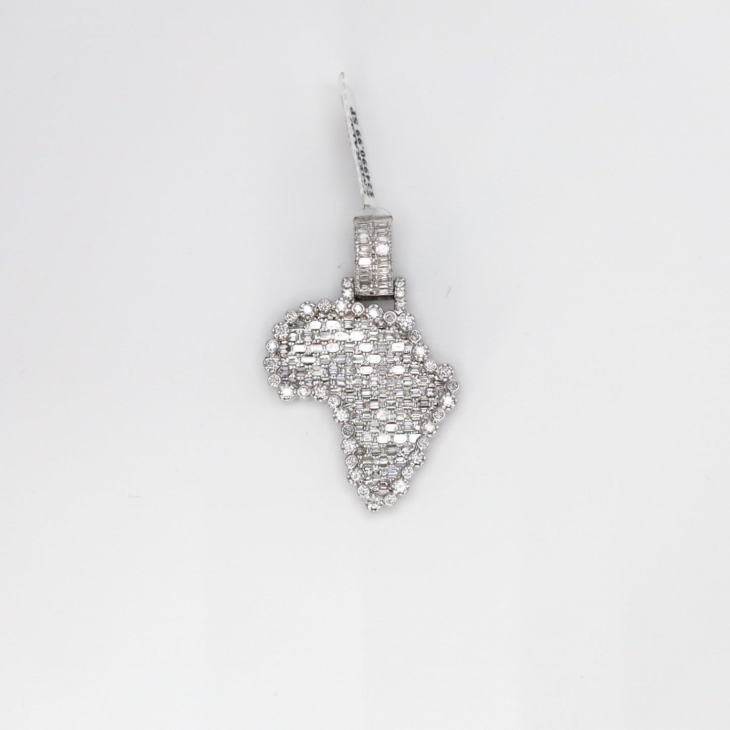 BAGUETTE AFRICA DIAMOND PENDANT
