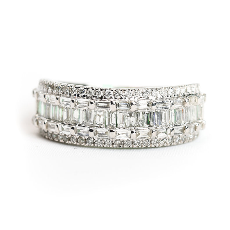 10K BAGUETTE RING