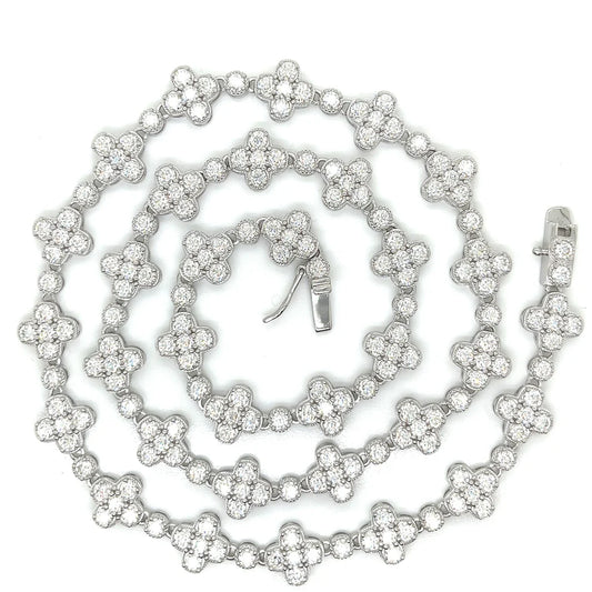 CLOVER WITH ROUNDS