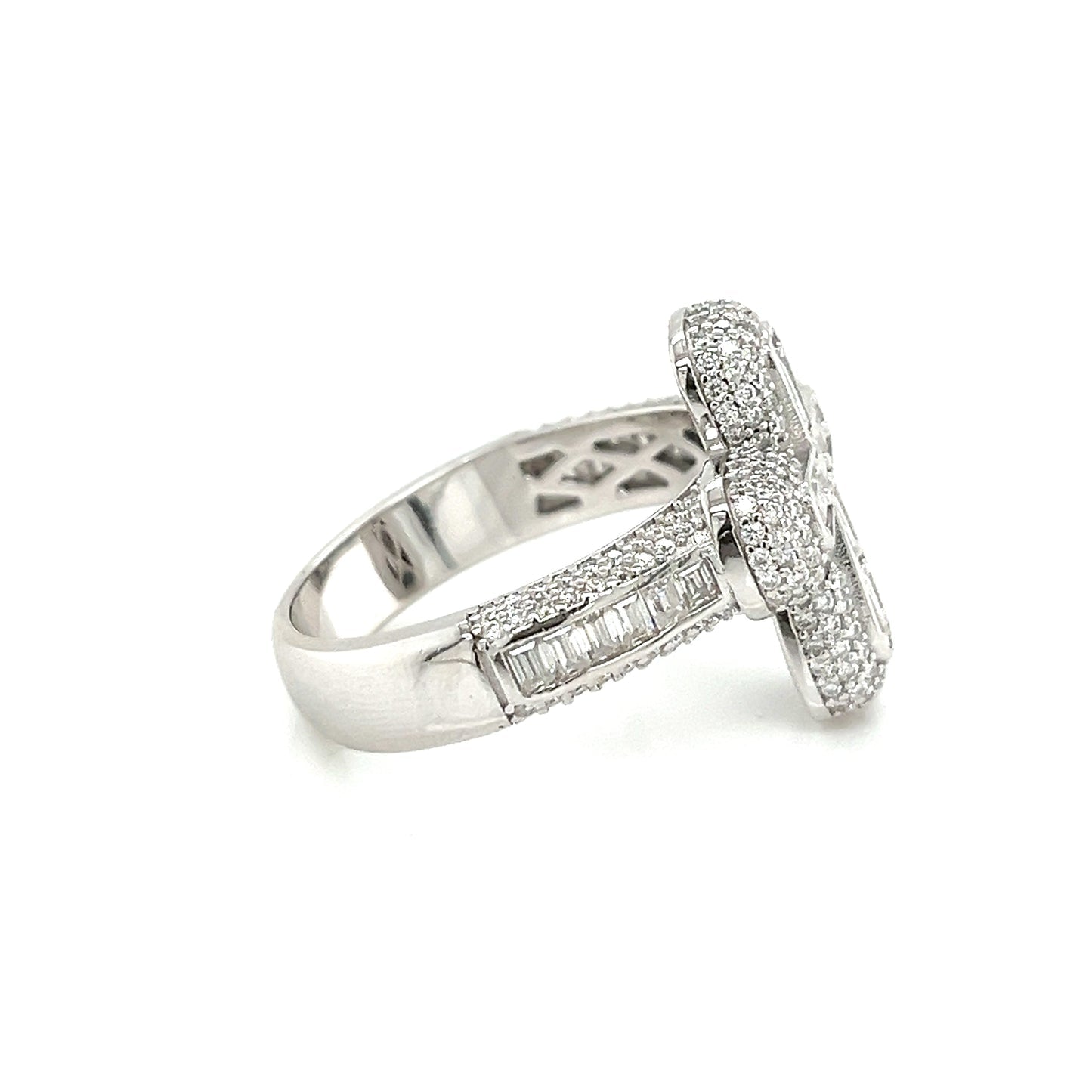 BIG BAGUETTE CROSS RING