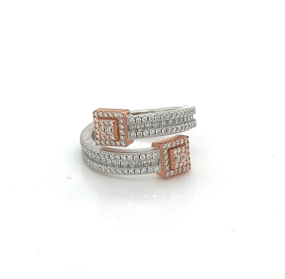 CUTESY SQUARE BANGLE RING