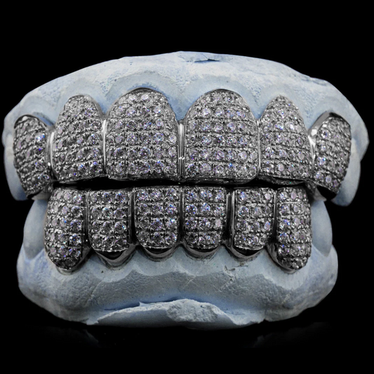 MOISSANITE GRILLZ (STRAIGHT SET)